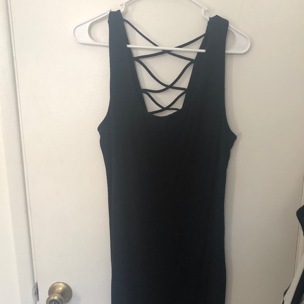 BLACK DRESS